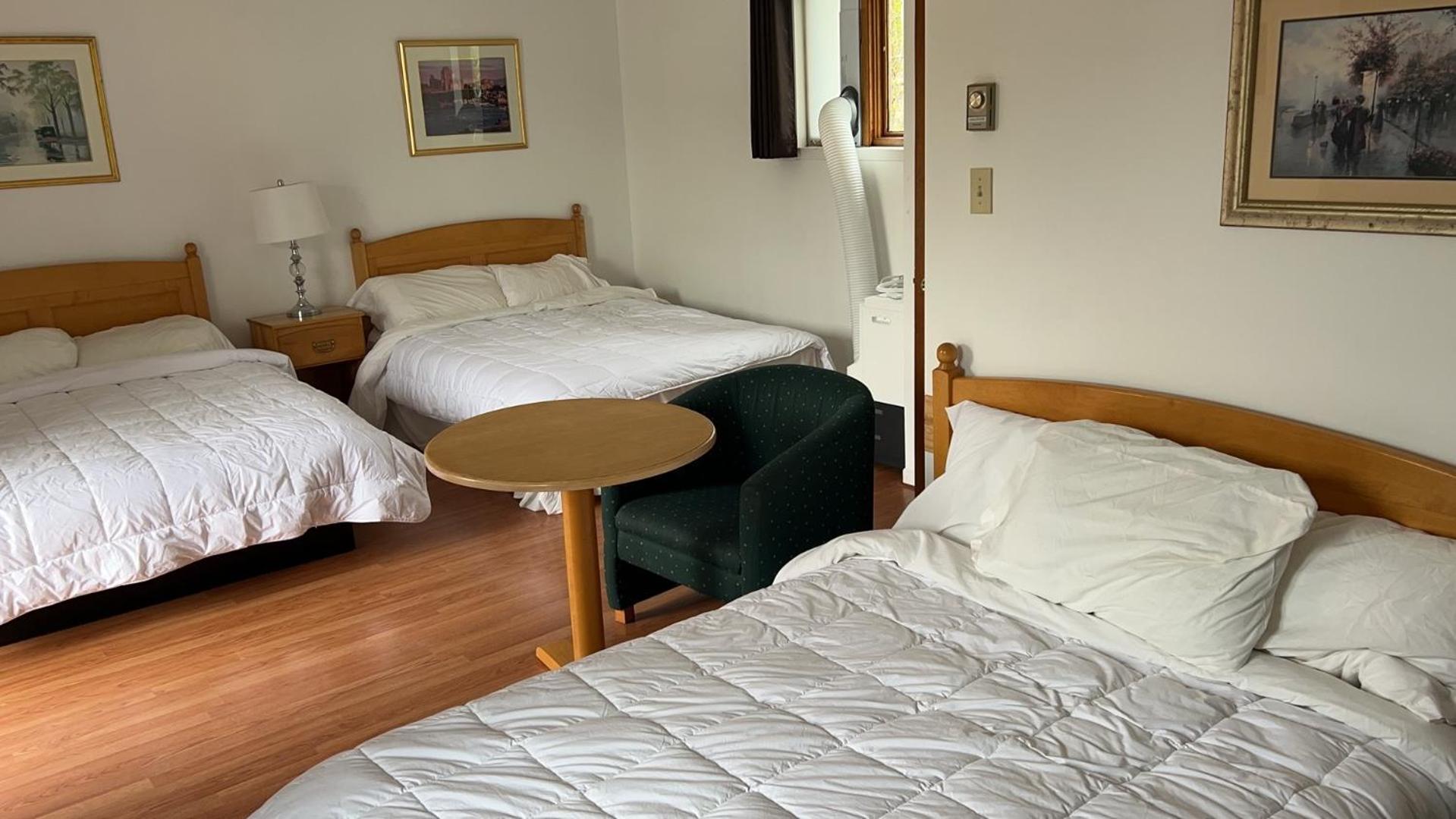 Hotel - Motel Georges Tadoussac Esterno foto