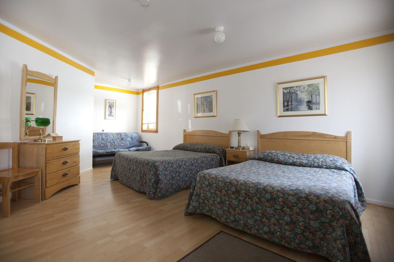 Hotel - Motel Georges Tadoussac Esterno foto