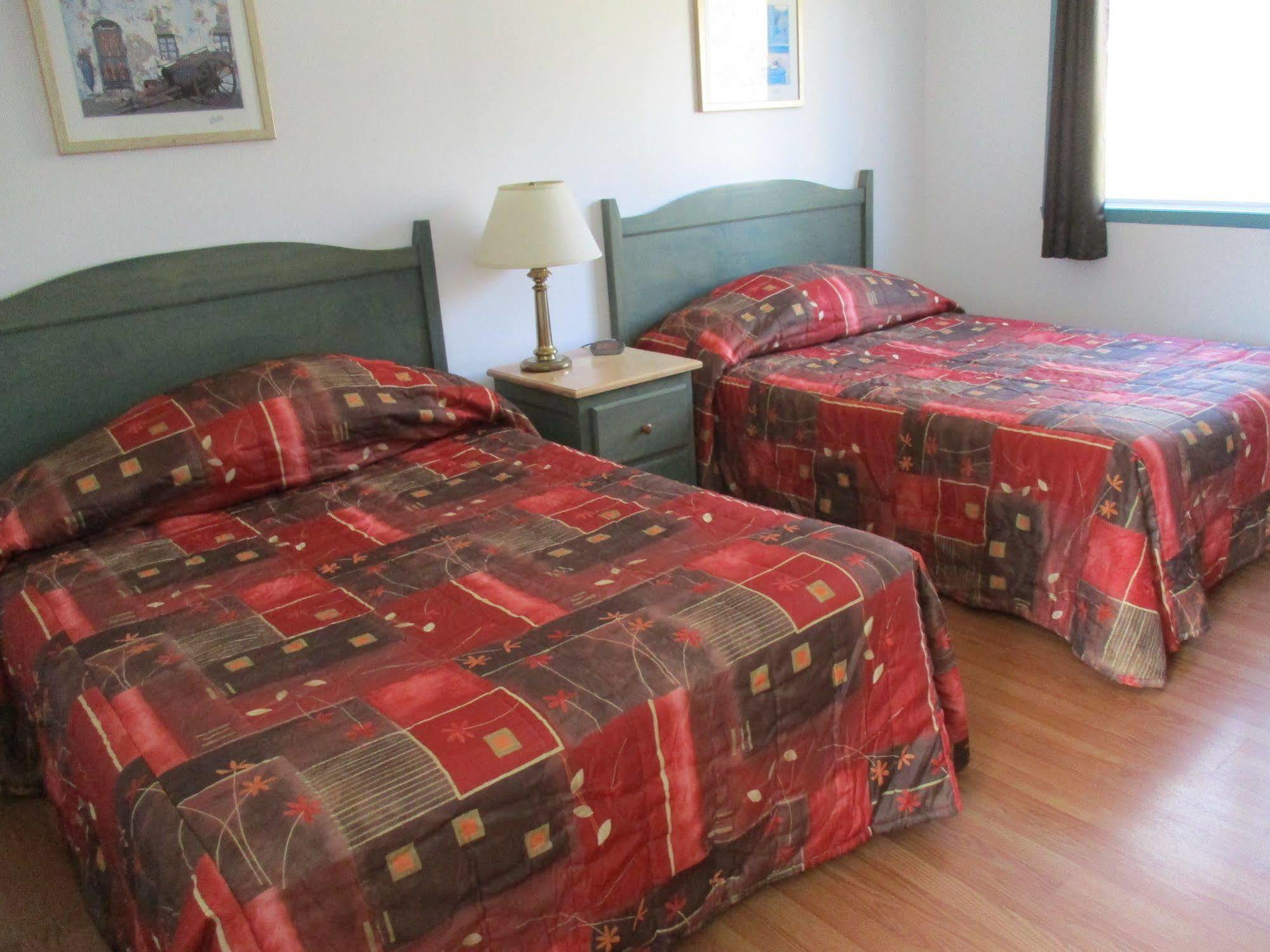 Hotel - Motel Georges Tadoussac Esterno foto